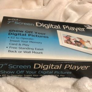 7” screen Digital Player